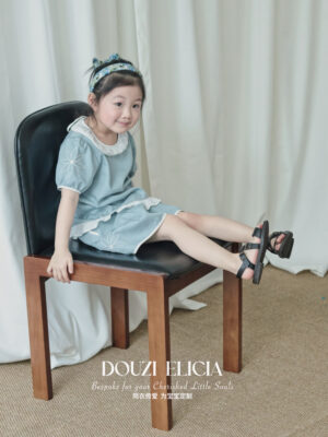Apricot Set Sandy Shore ( blue white )
