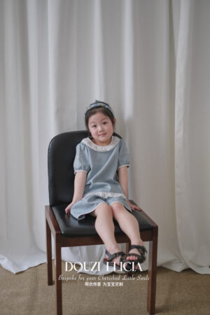 Apricot Set Sandy Shore ( blue white )